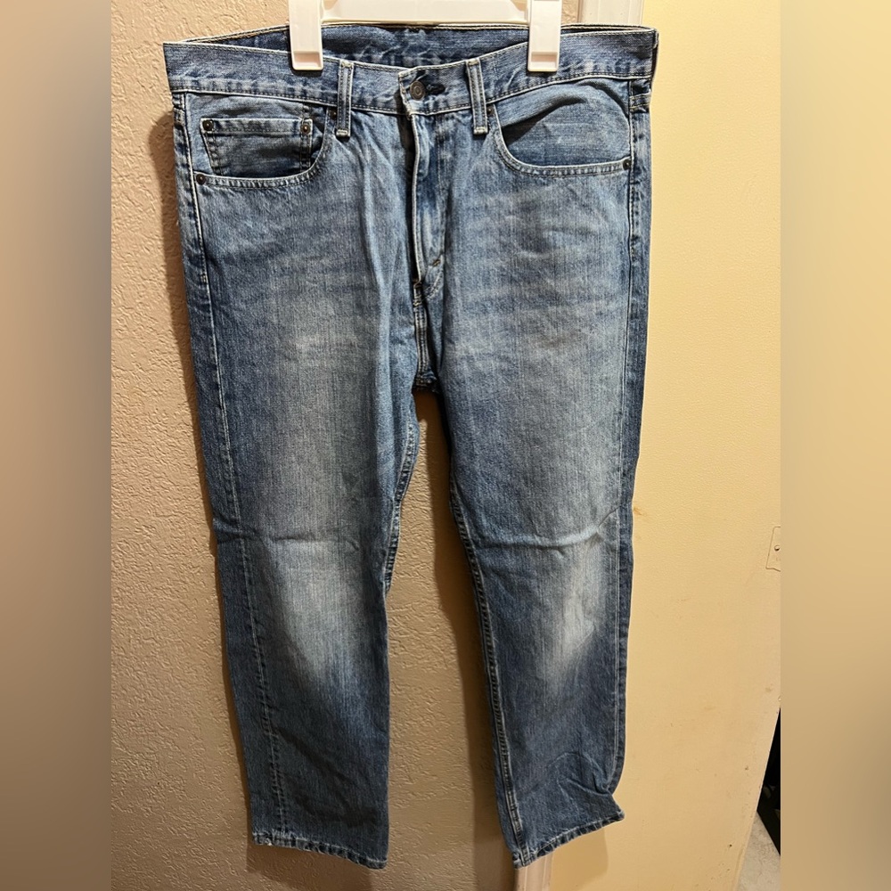 Men’s Levi’s 505 jeans